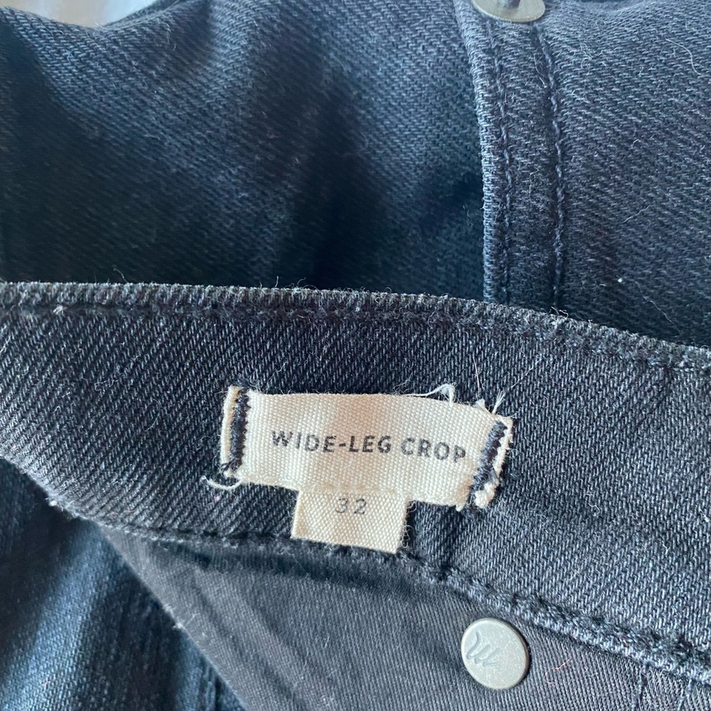 Madewell Black Wide Leg Crop Flare Jeans In size 32